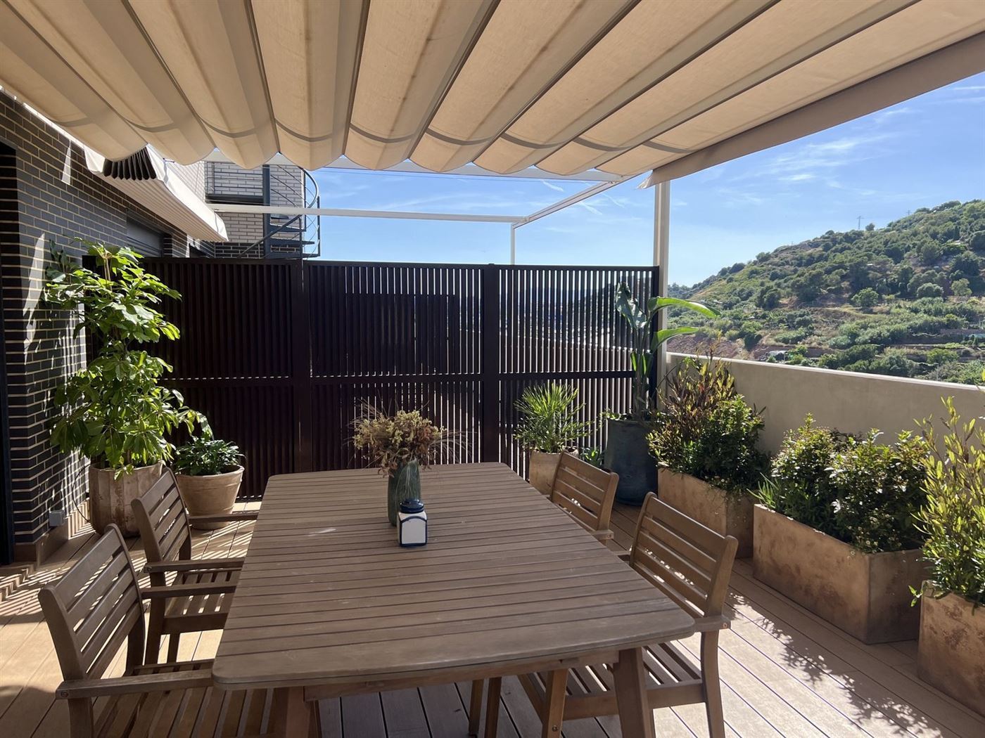 Terrassa a Sant Martí — Tropios Gardens